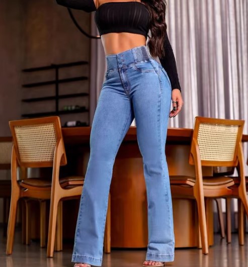 👖 50 % DE RÉDUCTION ! 💃 Jean évasé stretch à taille haute – Silhouette élancée, confort optimal et style intemporel ✨