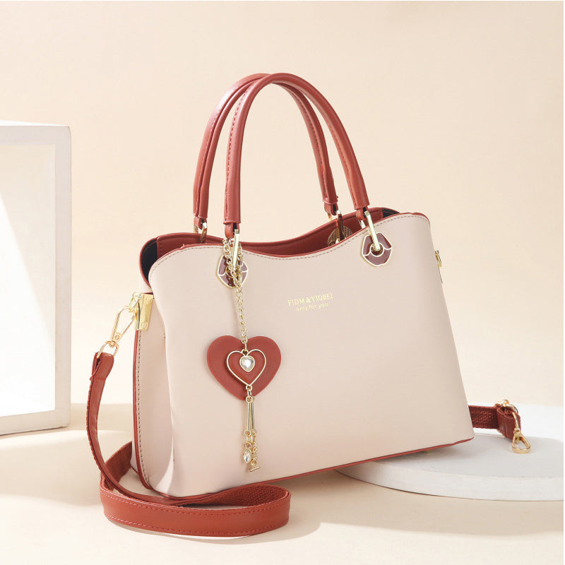 Élégant sac fourre-tout pour femme avec breloque en forme de cœur brillant