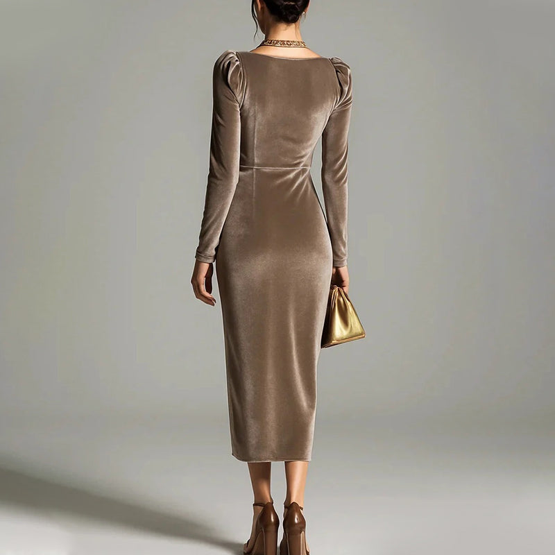 👗👚Robe à manches longues avec col, froncée et fendue