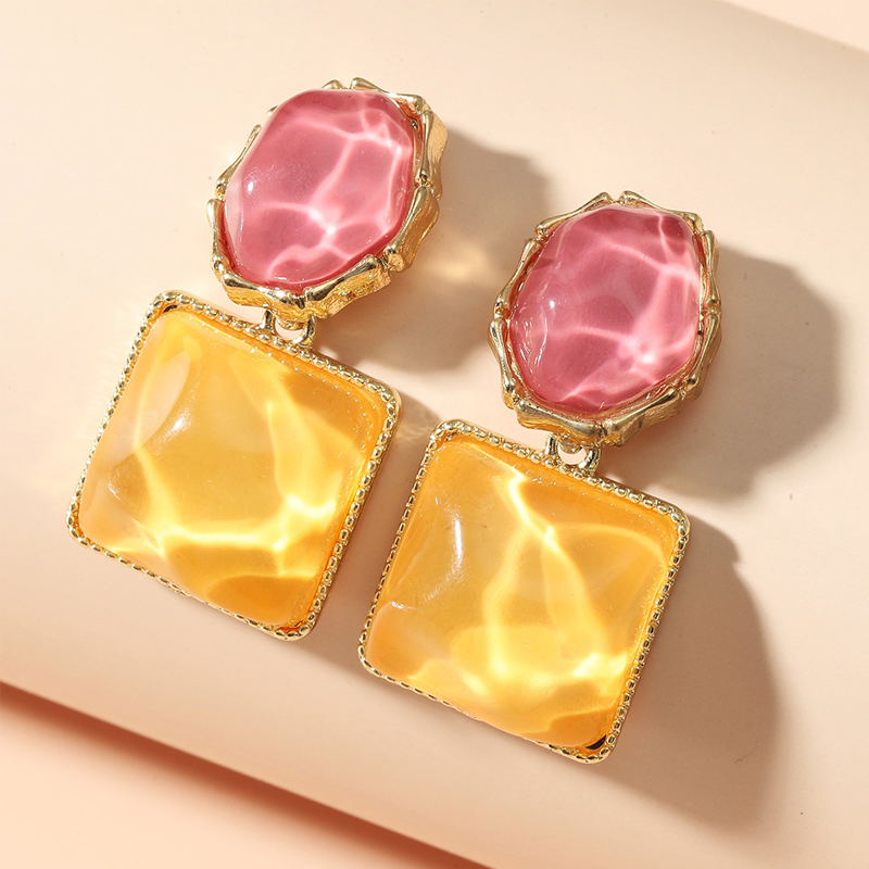 Boucles d'oreilles élégantes en forme de gouttes d'eau aux motifs géométriques