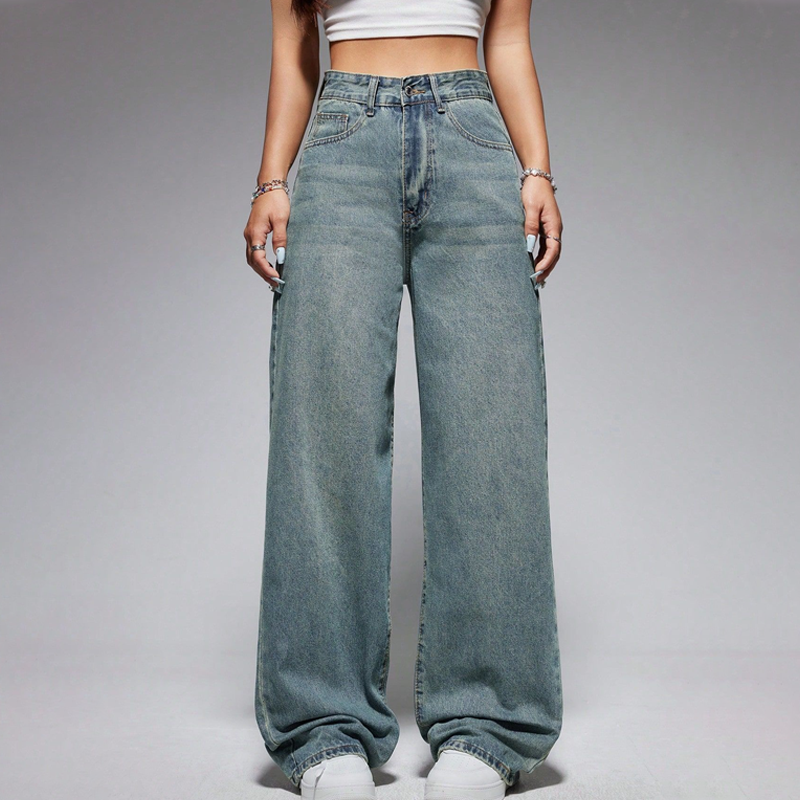Jean pour femme à taille haute et coupe droite