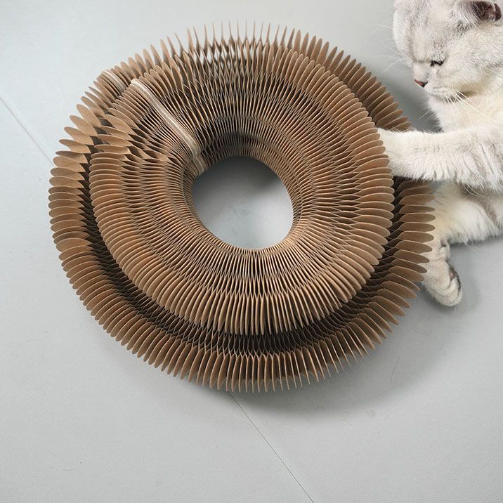 Griffoir accordéon magique pour chat