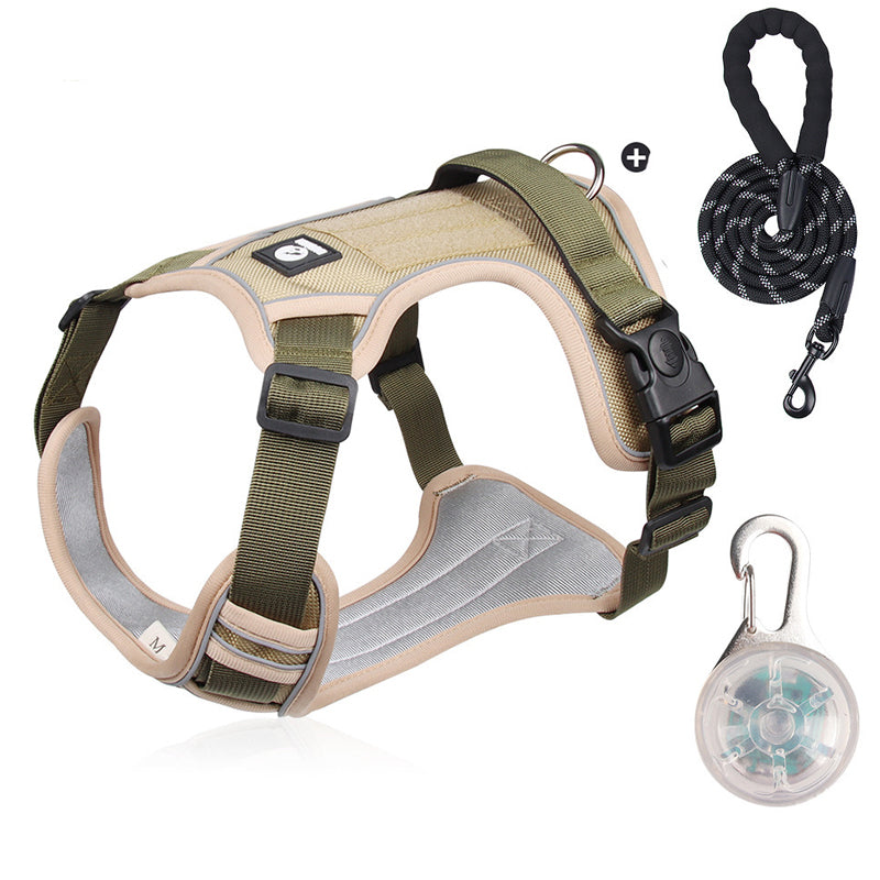 📢📢50% DE RÉDUCTION !! ⏰ Harnais Anti-Traction pour Chien avec Collier LED – Rembourrage Épais & Anneau en D Avant for des Promenades Sereines et Sécurisées ✨