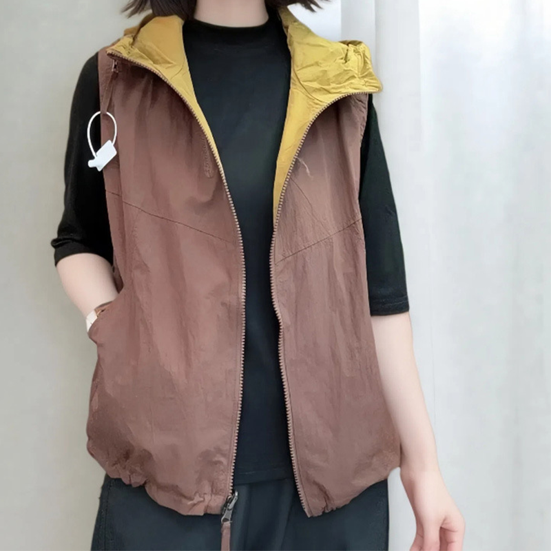 Gilet réversible à capuche et fermeture éclair pour femme