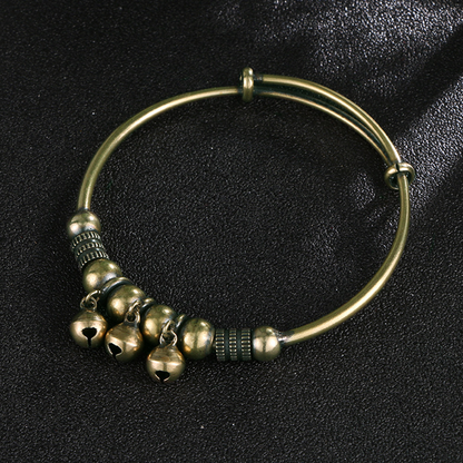 ✨💫 PROMO -50% ! Bracelet Cloche en Laiton Vintage – Réglable Push-Pull, Léger 15g, 3 Clochettes Mélodiques