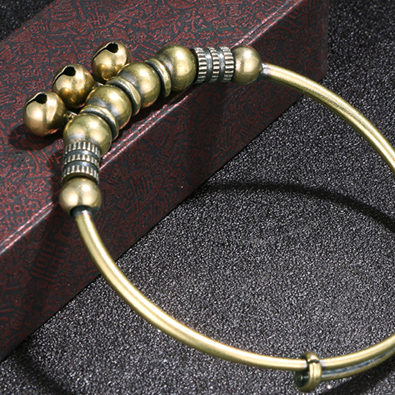✨💫 PROMO -50% ! Bracelet Cloche en Laiton Vintage – Réglable Push-Pull, Léger 15g, 3 Clochettes Mélodiques
