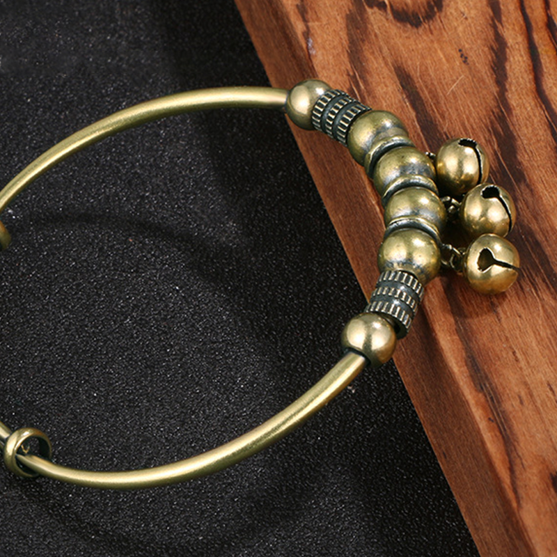 ✨💫 PROMO -50% ! Bracelet Cloche en Laiton Vintage – Réglable Push-Pull, Léger 15g, 3 Clochettes Mélodiques