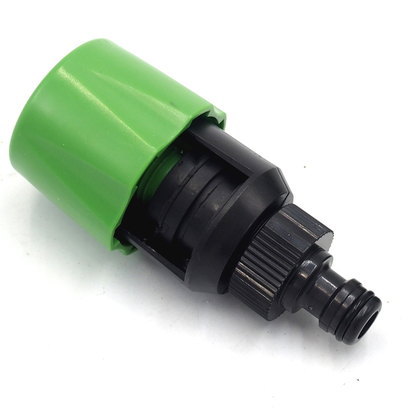 Adaptateur universel pour robinet de cuisine